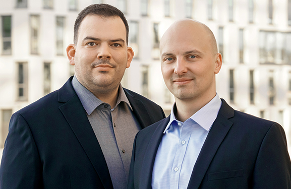 Managing directors of the trading and service platform plastship: Konstantin Humm, left, and Andreas Bastian. © plastship