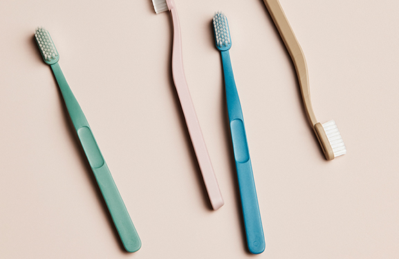 toothbrush of recycled plastic