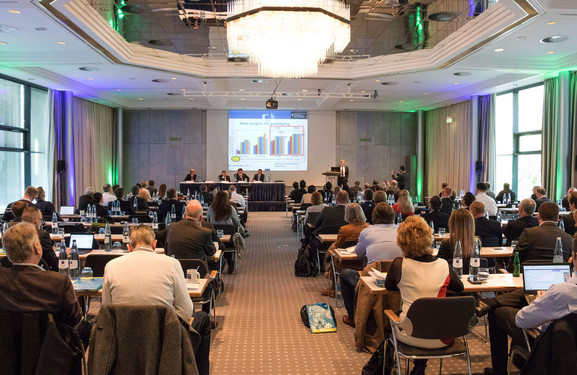 120 Teilnehmer Recycling Forum